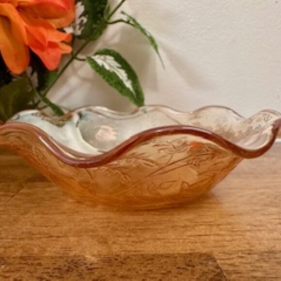 Marigold Carnival Glass Ruffled‎ Bowl Floral Pattern Embossed Depression Style - Picture 1 of 4